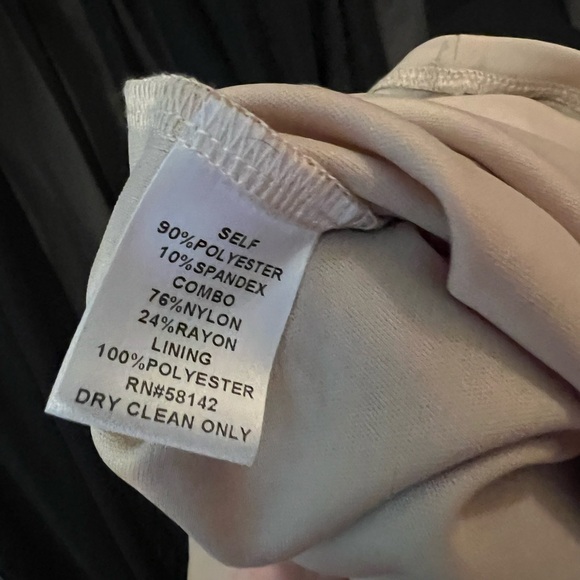 Size 14 Midi Lace Dress - Picture 3 of 4